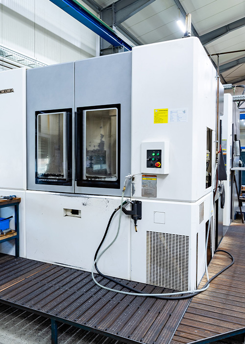 Praezionszerspanung_Luban_Halbe_4 Achs Fräsmaschine_MA600Hll_Detail_(c) Sebastian Gotthardt.jpg