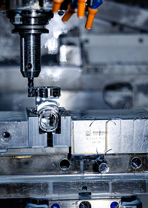 Praezionszerspanung_Luban_Halbe_Fräsen_Detail_(c) Sebastian Gotthardt.jpg