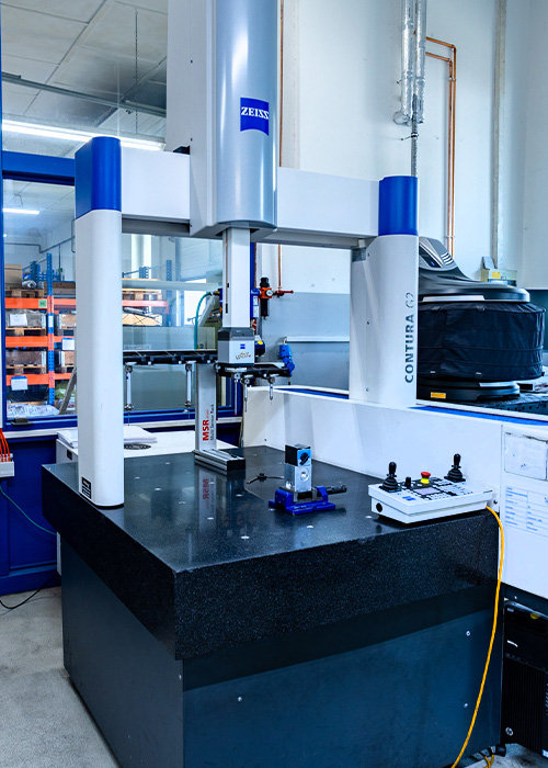 Praezionszerspanung_Luban_Halbe_Messmaschine_Contura G2_Detail_(c) Sebastian Gotthardt.jpg
