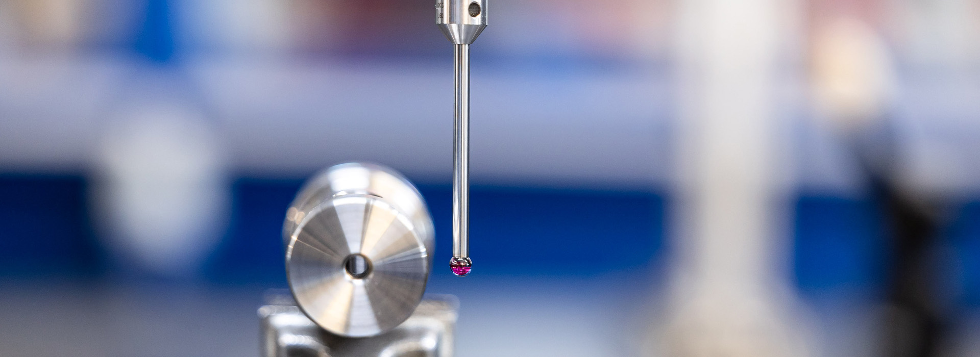 Praezionszerspanung_Luban_Halbe_Detail_Prüfen_Header_(c) Sebastian Gotthardt.jpg