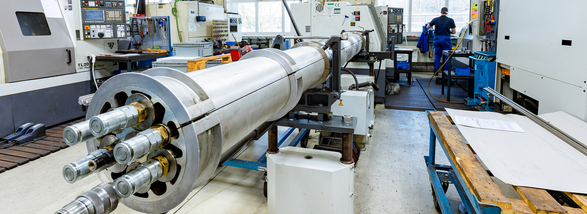 Praezionszerspanung_Luban_Halbe_Drehmaschine_Header_(c) Sebastian Gotthardt.jpg